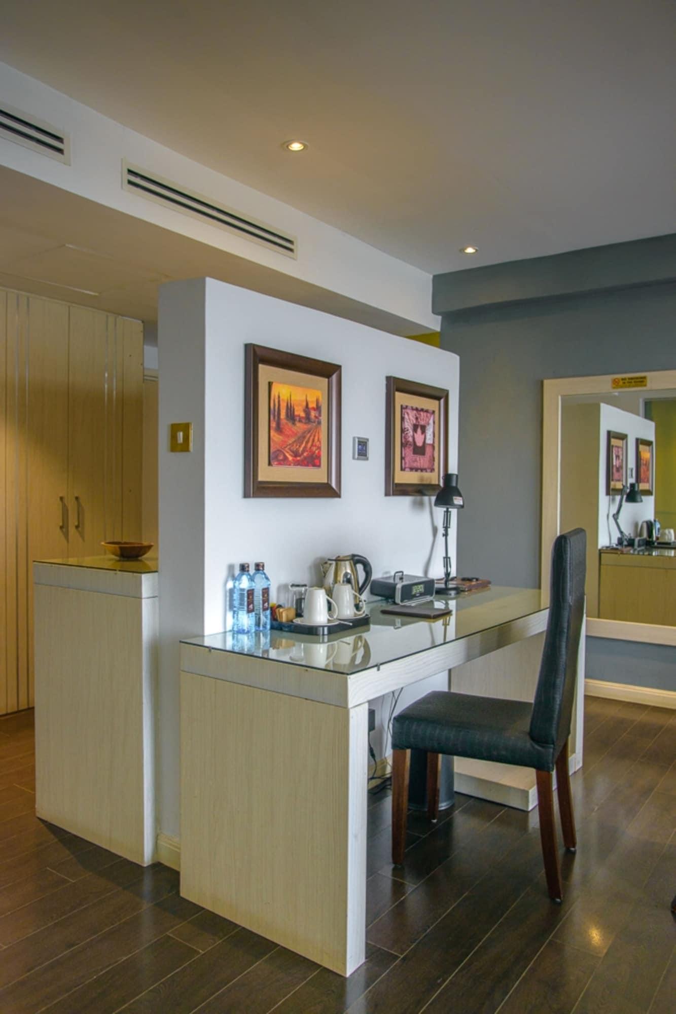 Cloud Hotel & Suites Nairobi Esterno foto