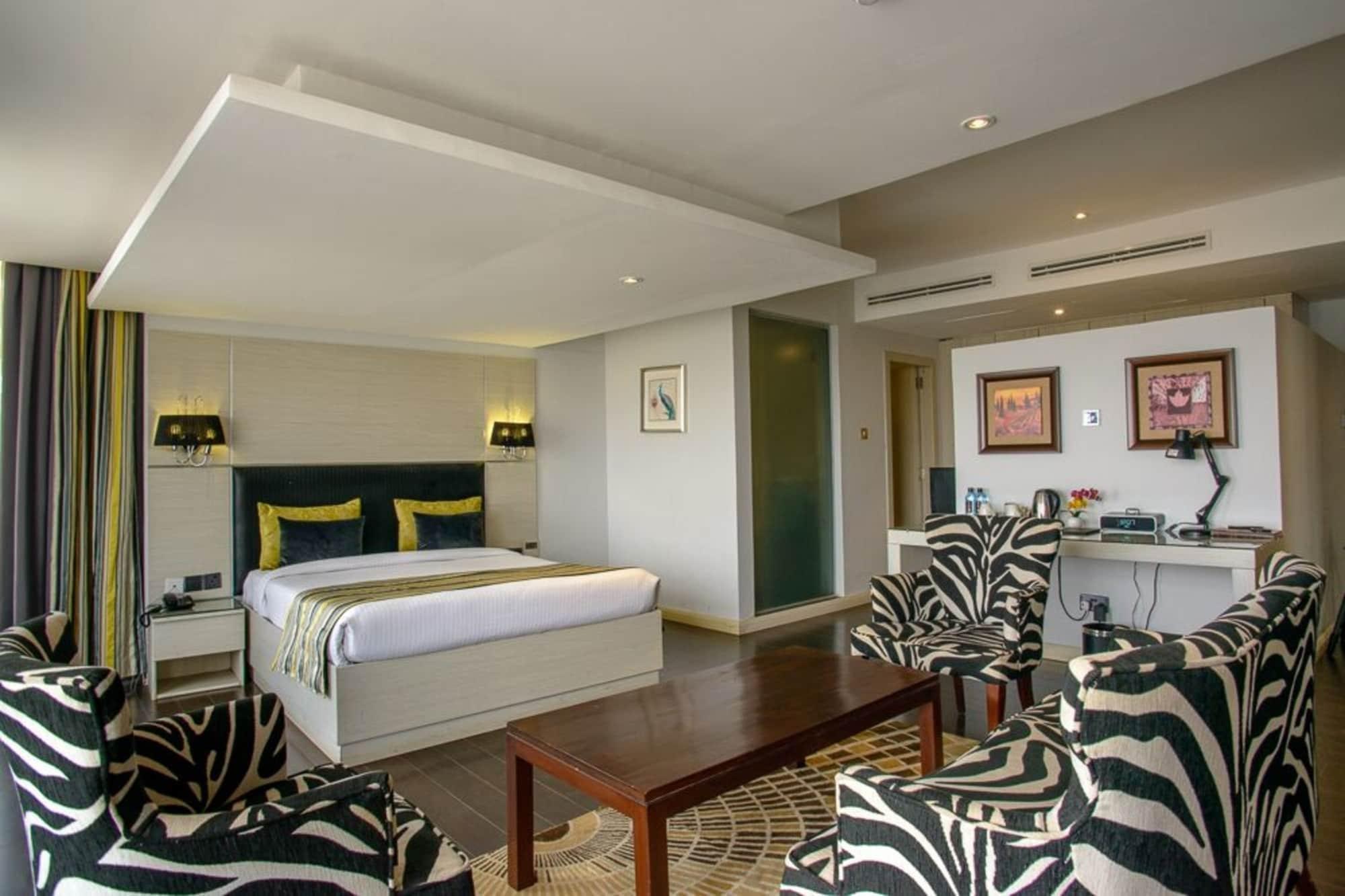 Cloud Hotel & Suites Nairobi Esterno foto