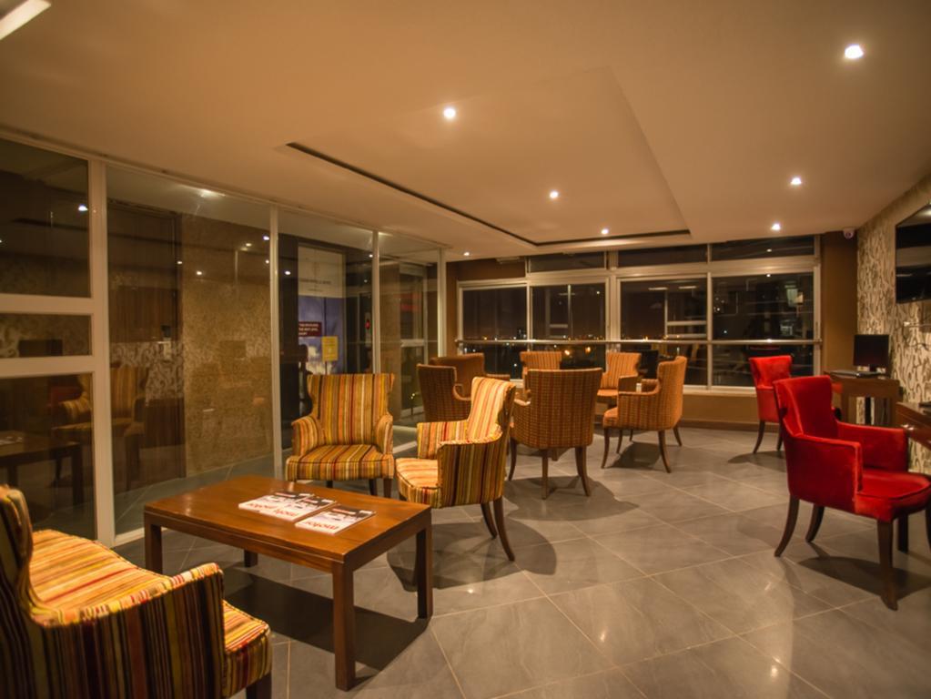 Cloud Hotel & Suites Nairobi Esterno foto